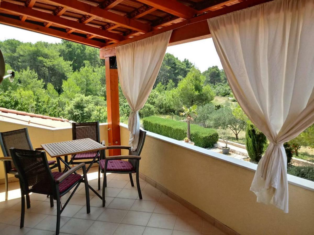 Resort Apartment Petrovic Шибеник Экстерьер фото